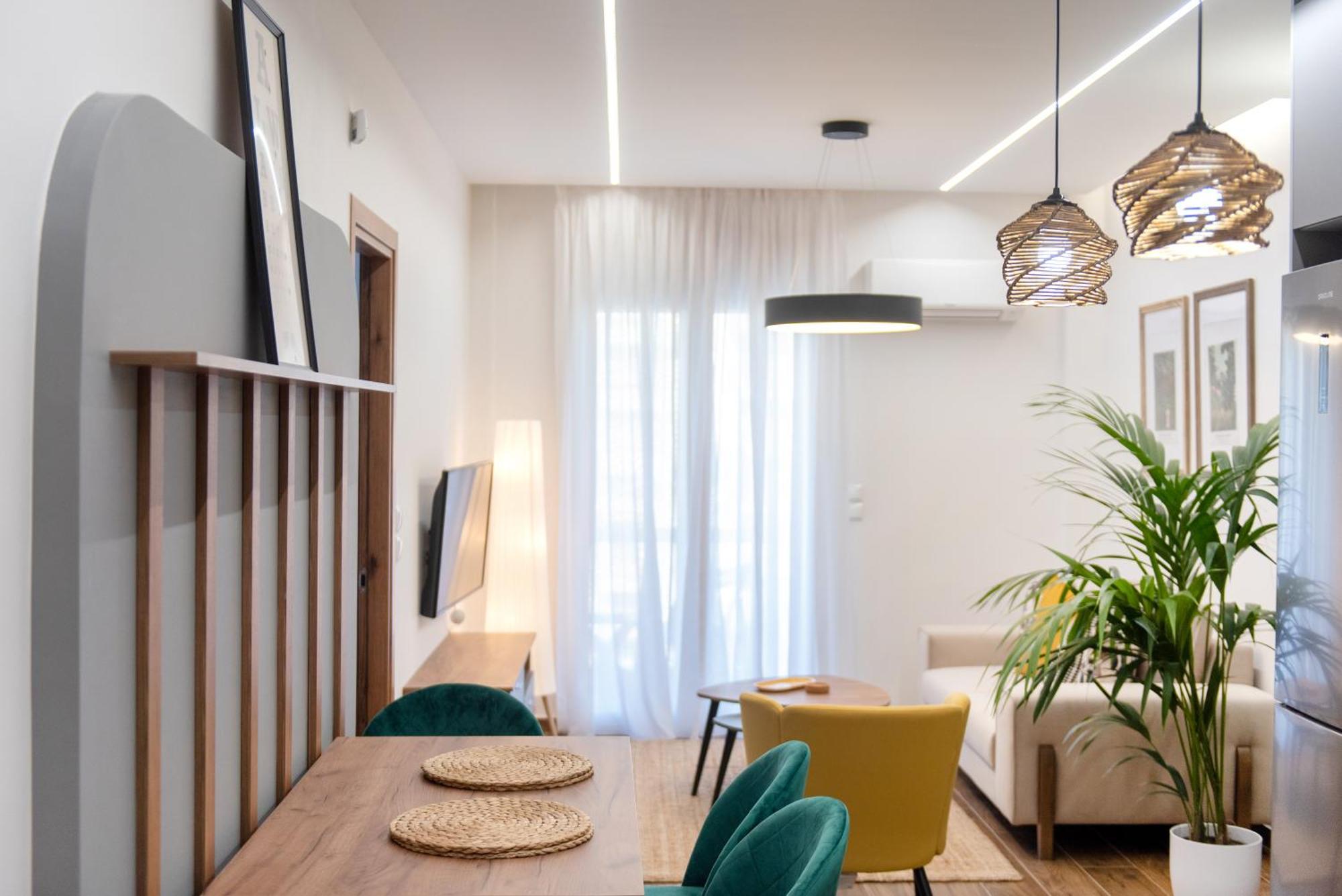 Tinker Bell By Halu! : Colorful Family Appartement